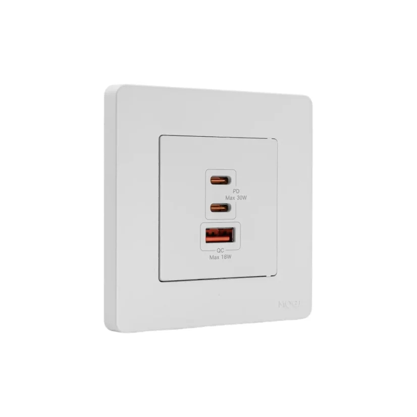 MOES USB Wall Outlet - USB nástěnná nabíječka - Barva: Bílá, Maximální nabíjecí výkon: 30 W, Stav produktu: Použitý